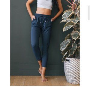 ZYIA Active Navy Blue Everywhere Pants NWT
